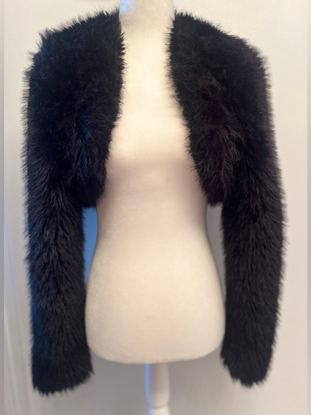 Black faux fur open-front cropped bolero jacket size S/M
